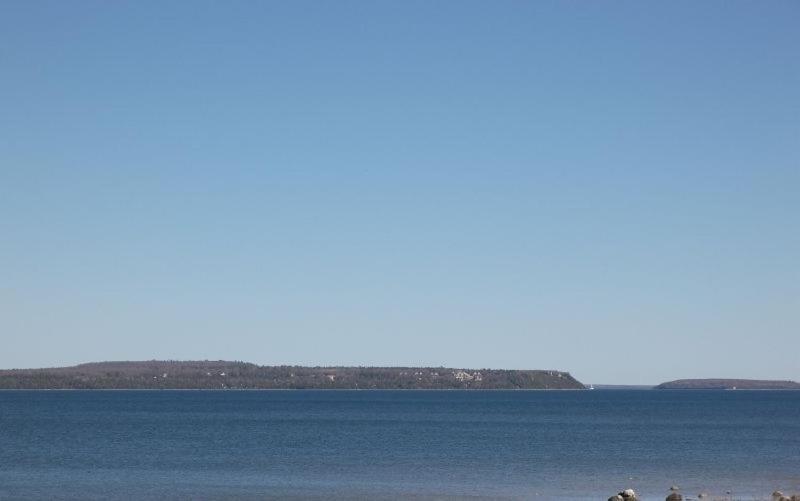AmericInn by Wyndham Saint Ignace Lakefront photo 19