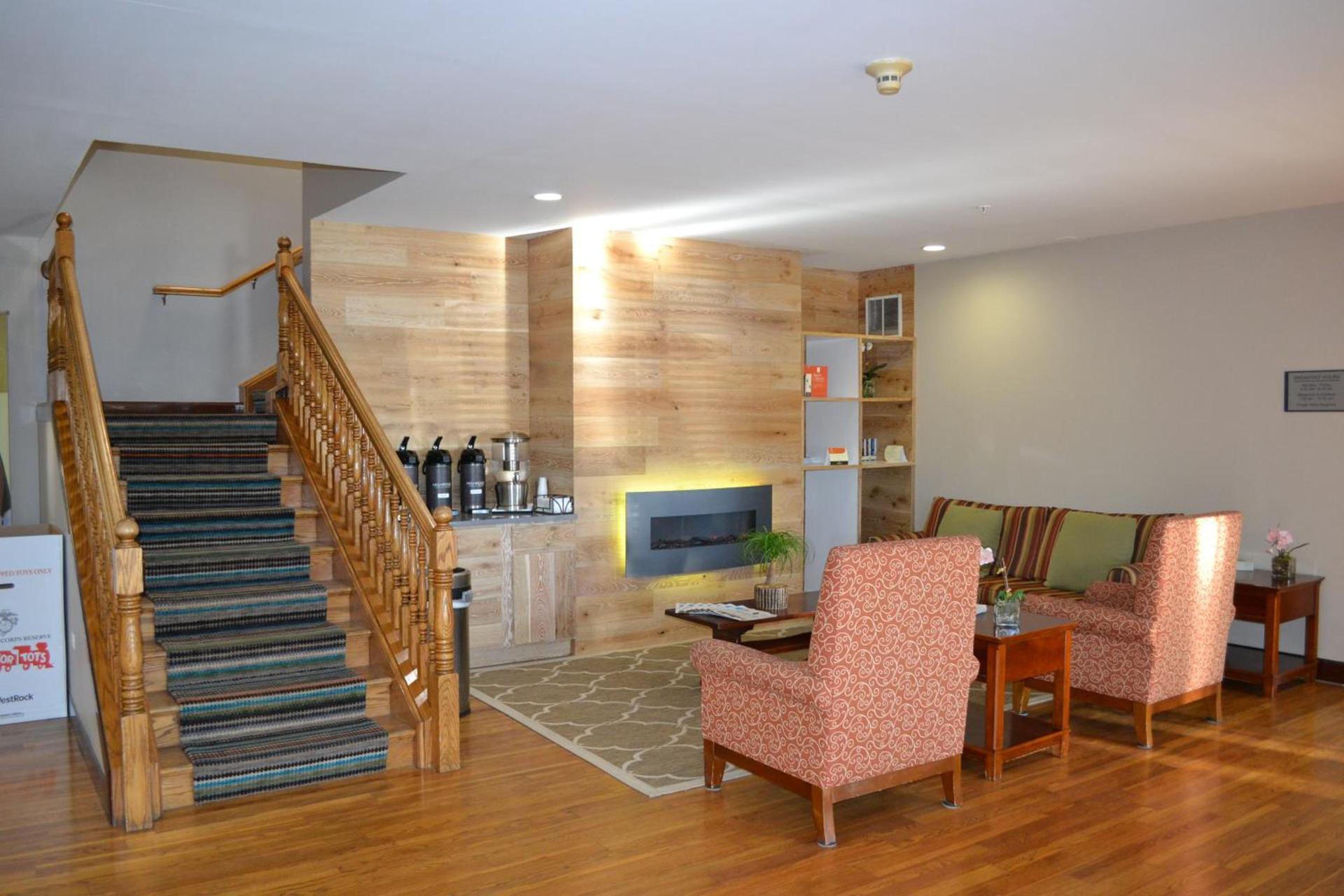 Country Inn & Suites by Radisson, Gurnee, IL photo 35