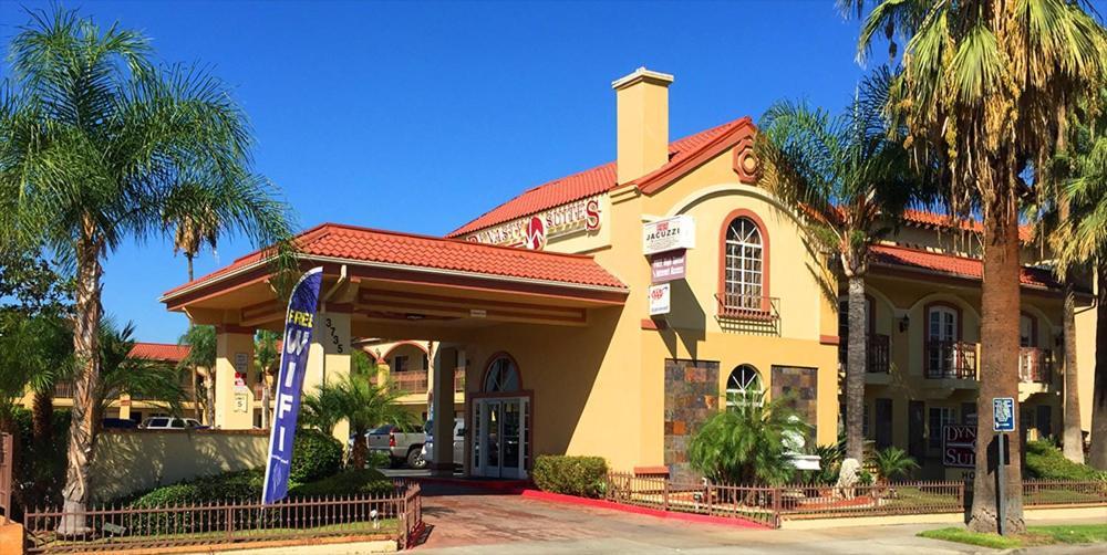 Dynasty Suites Hotel — hotel in Riverside