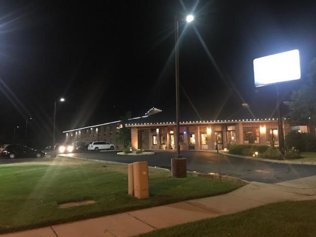 American Inn and Suites Ionia photo 18