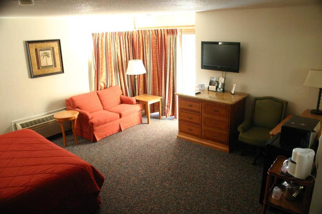 American Inn and Suites Ionia photo 15