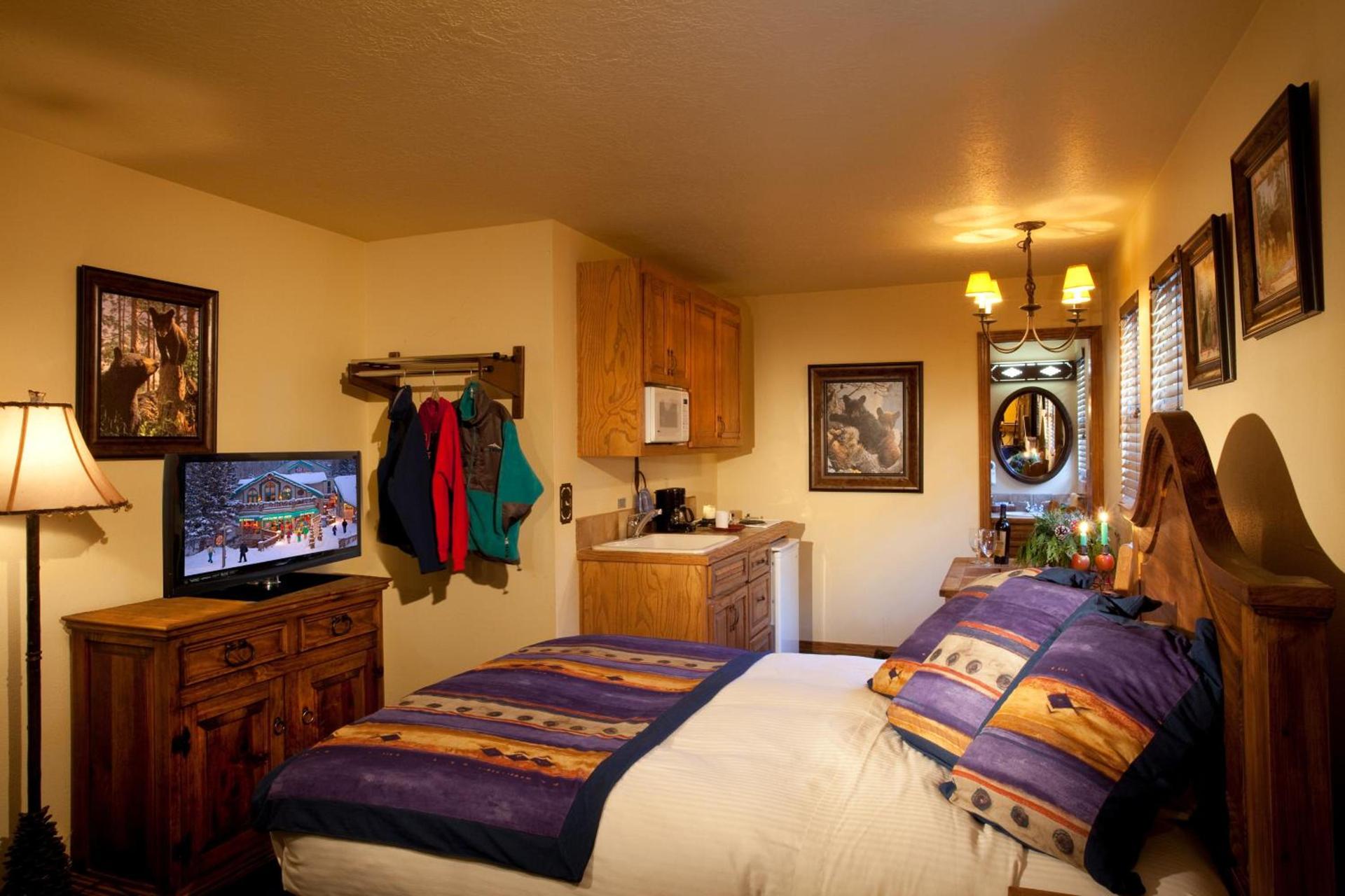 Alpine Village Suites photo 3