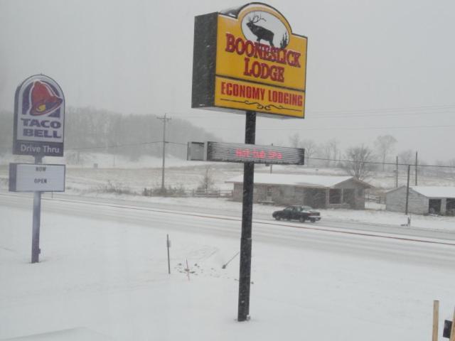 Booneslick Lodge - Jane photo 7