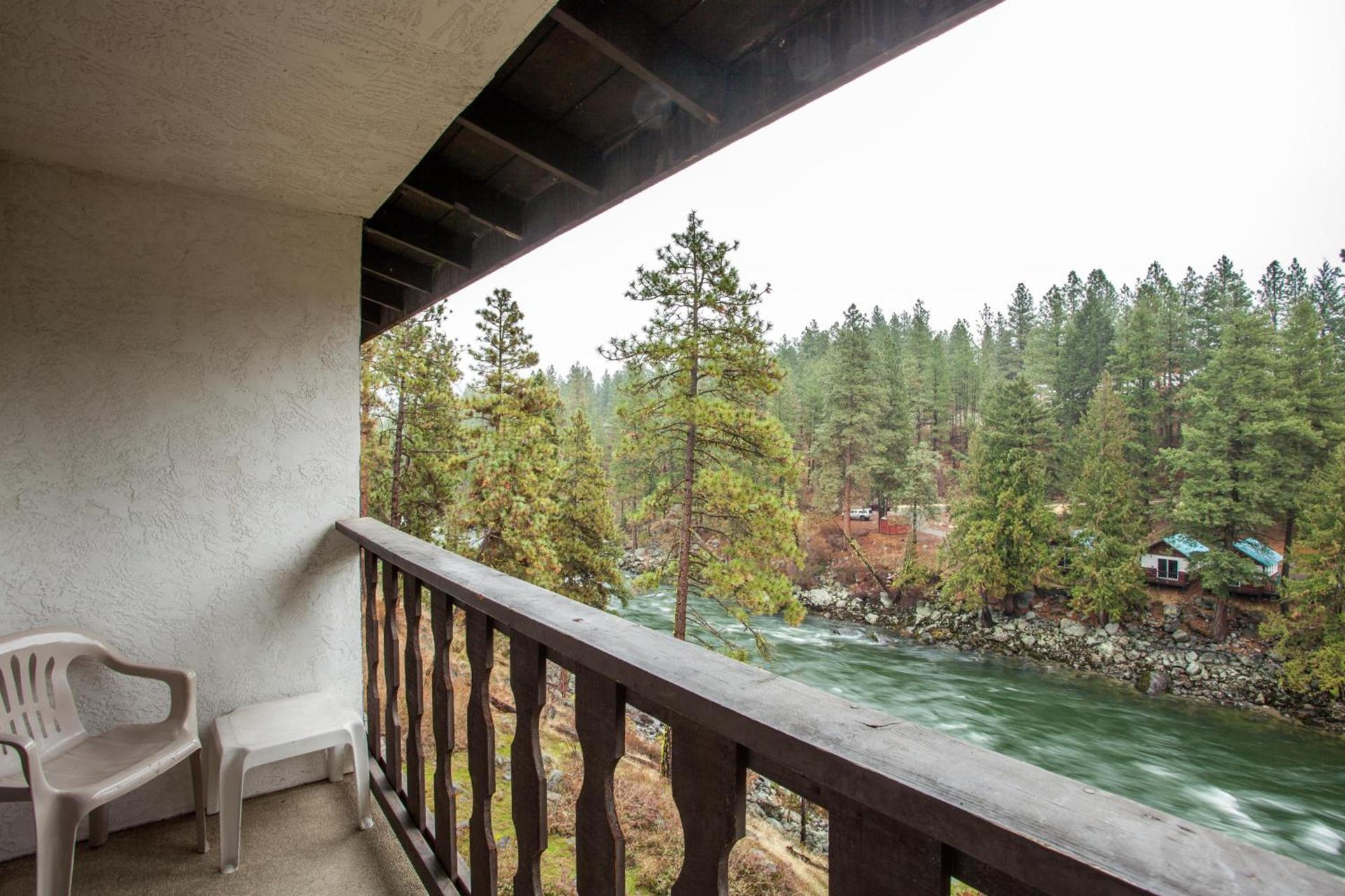 Alpine Rivers Inn photo 48