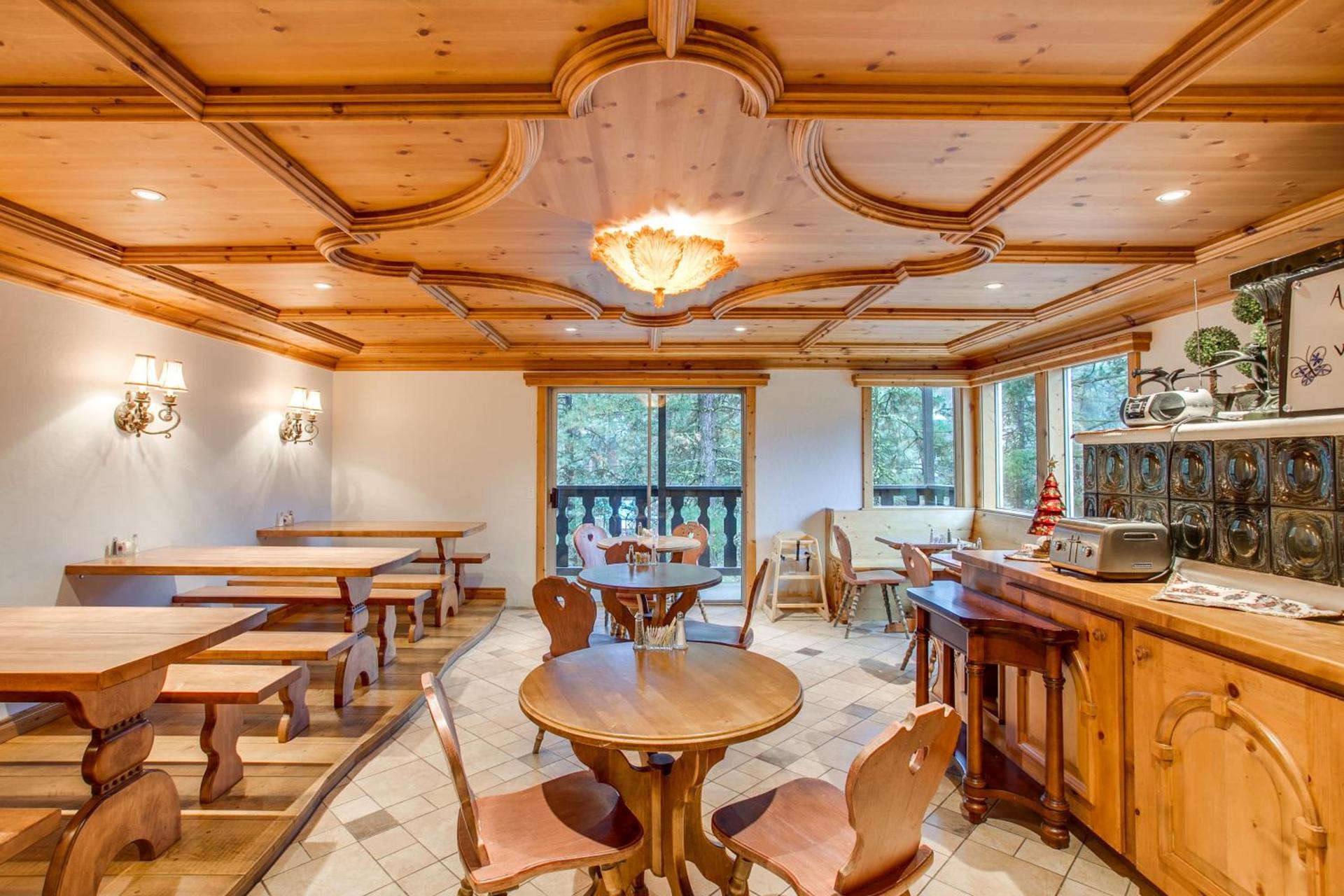 Alpine Rivers Inn photo 42