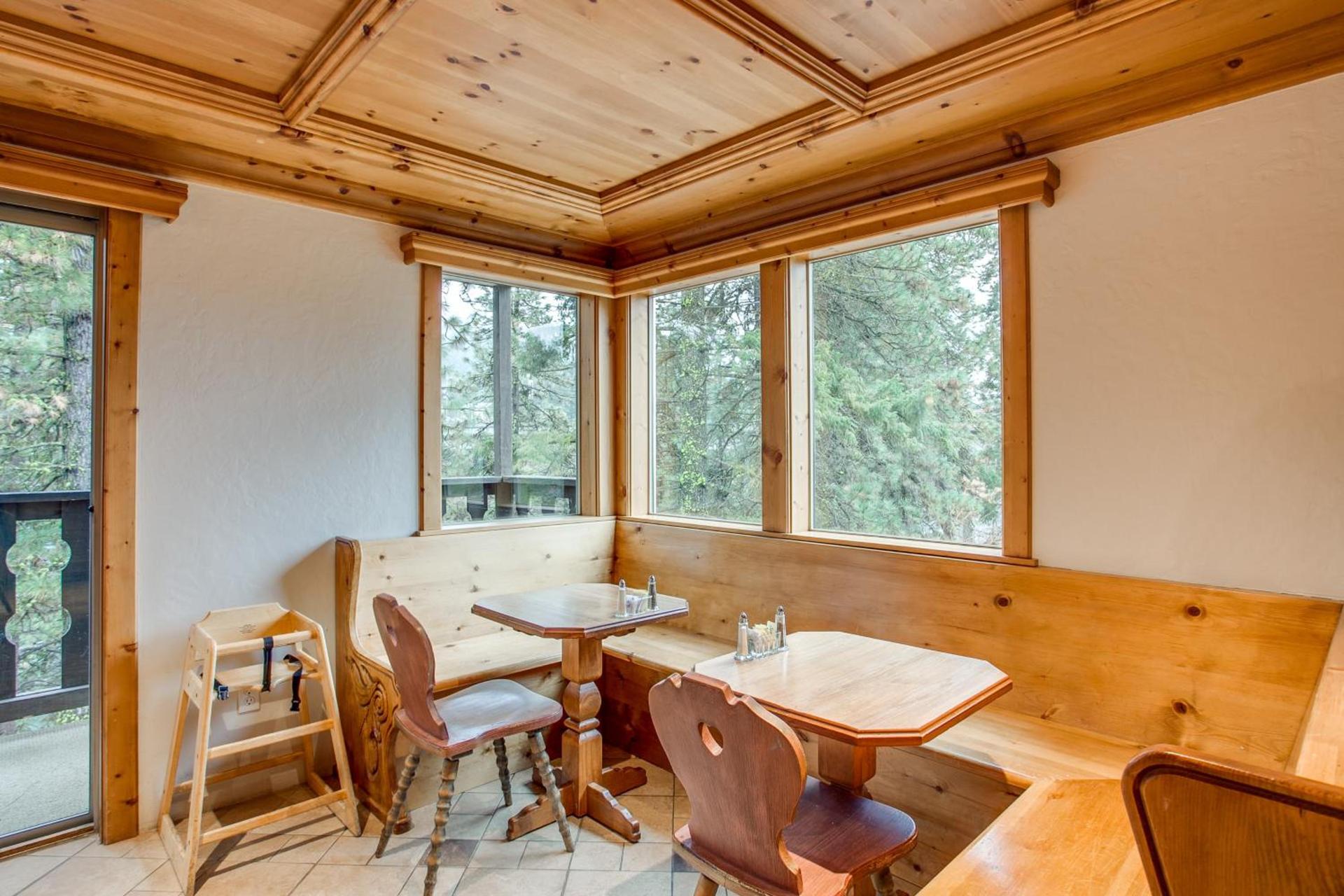Alpine Rivers Inn photo 41