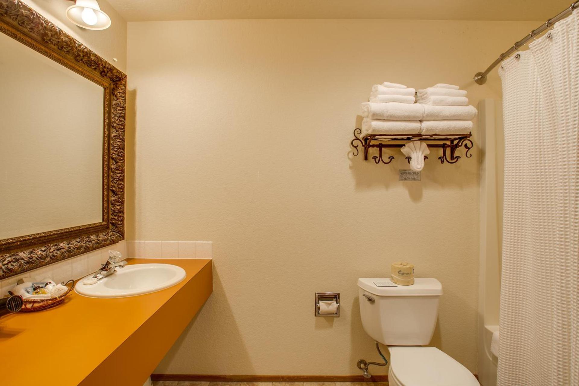 Alpine Rivers Inn photo 35