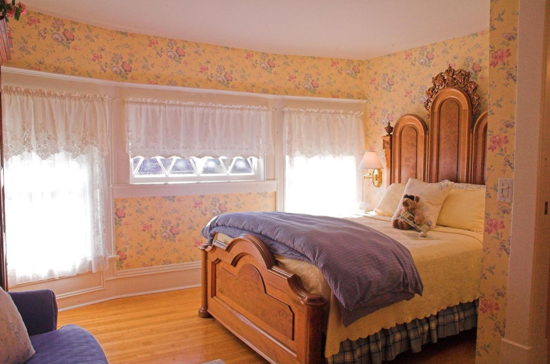White Lace Inn photo 48
