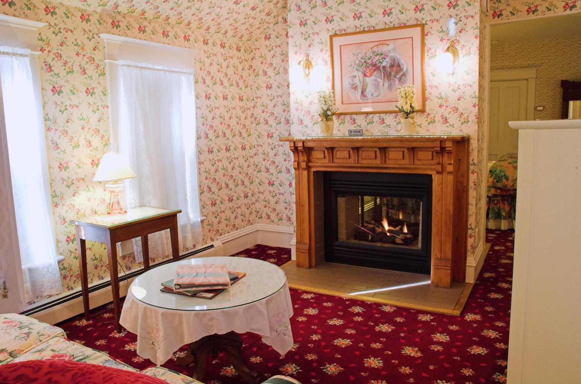 White Lace Inn photo 41