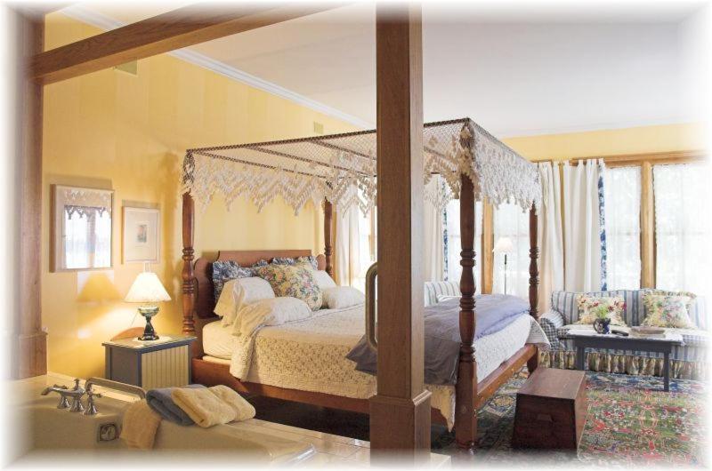 White Lace Inn photo 29