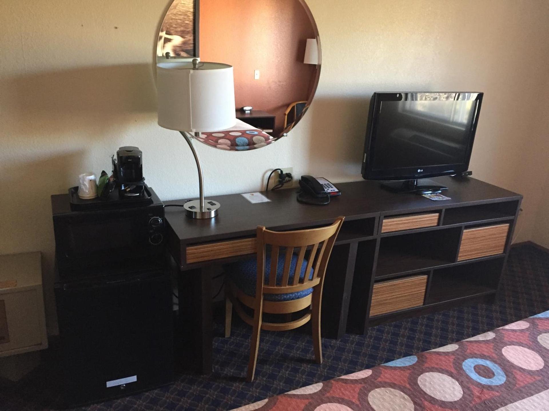Super 8 by Wyndham College Station photo 22
