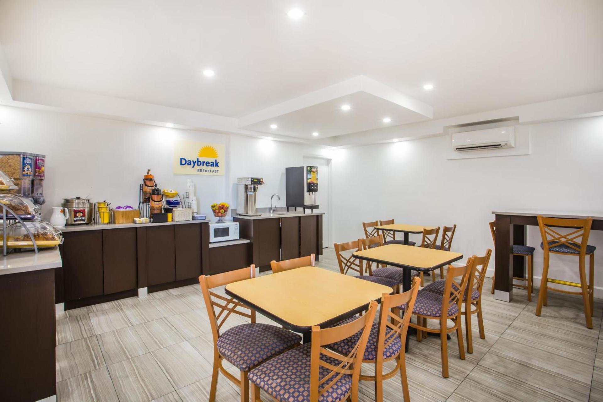 Arya Blu Inn and Suites photo 31