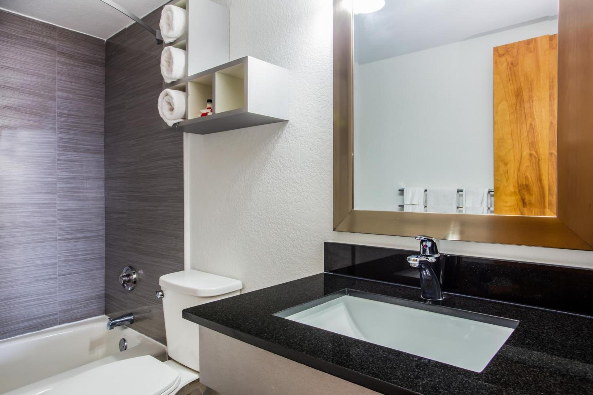 Arya Blu Inn and Suites photo 17