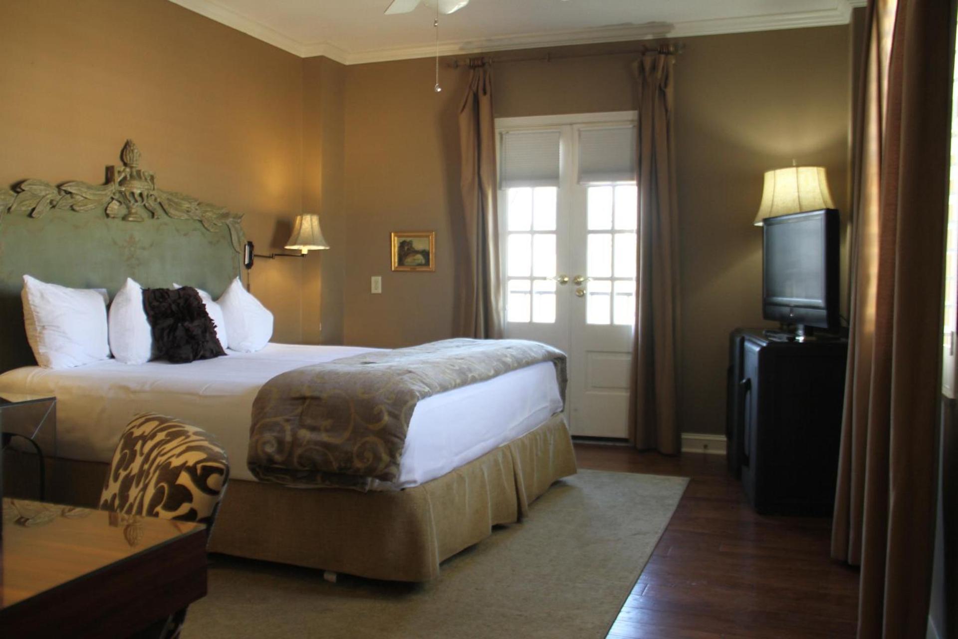 Old Capitol Inn photo 5
