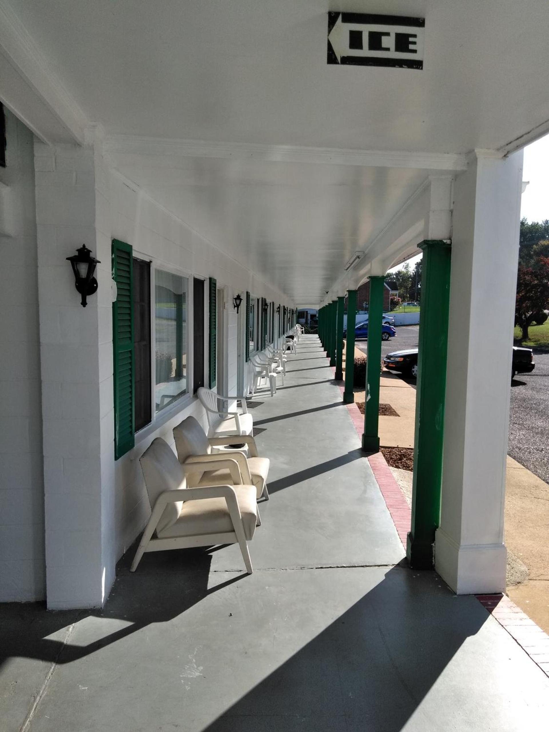 The Cardinal Inn photo 31