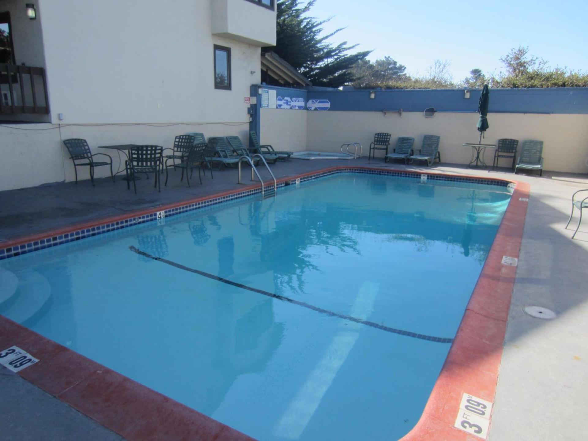 Monterey Fairgrounds Inn photo 8