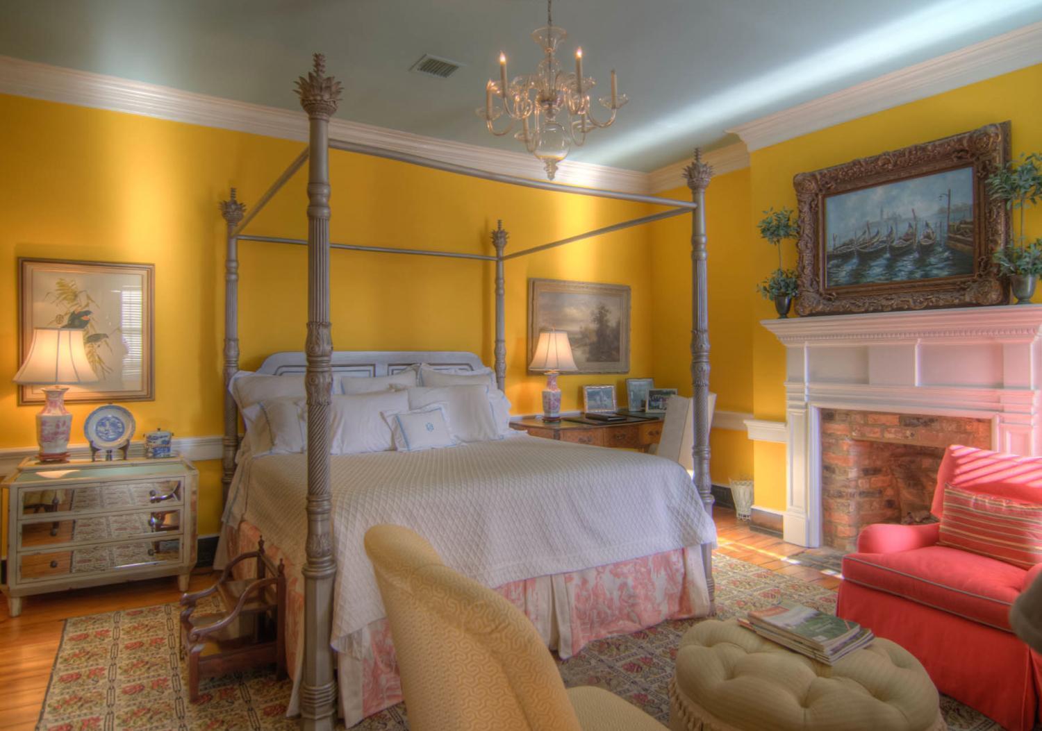 Inn at Court Square photo 2