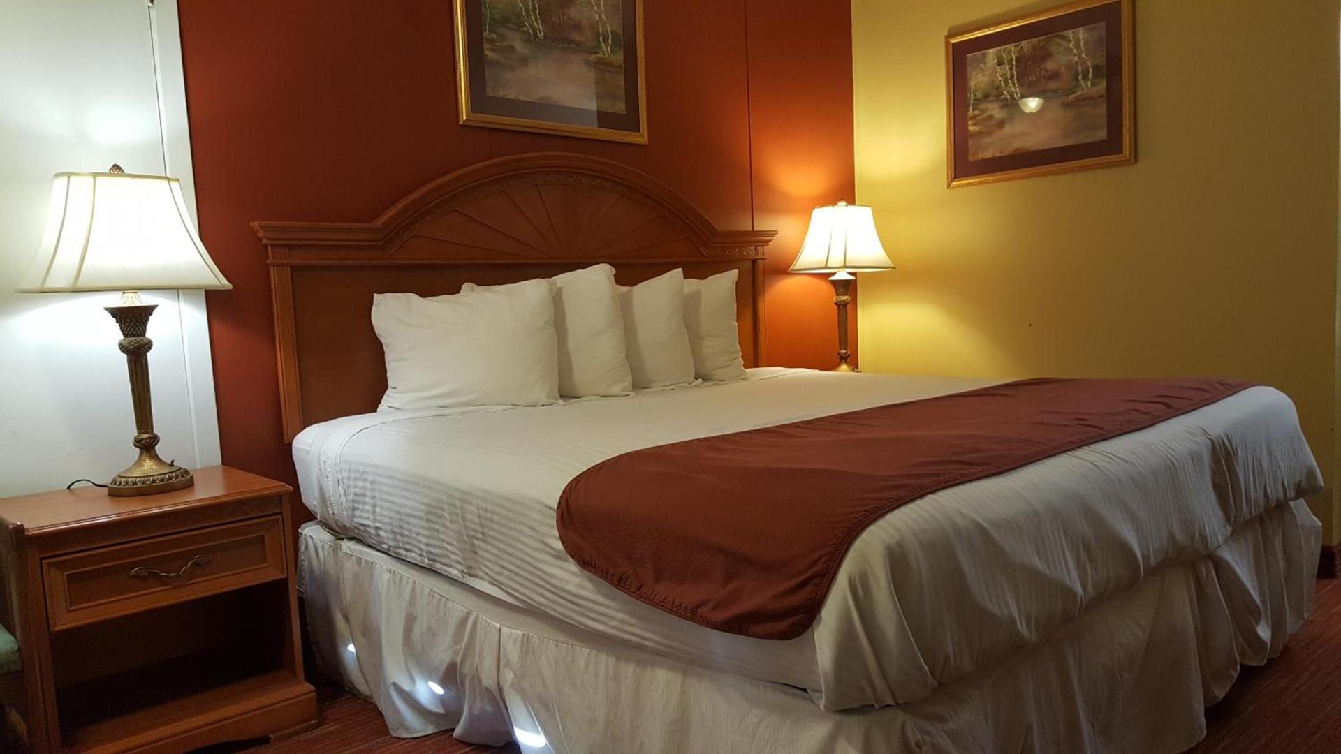 Plaza Inn Springfield photo 10