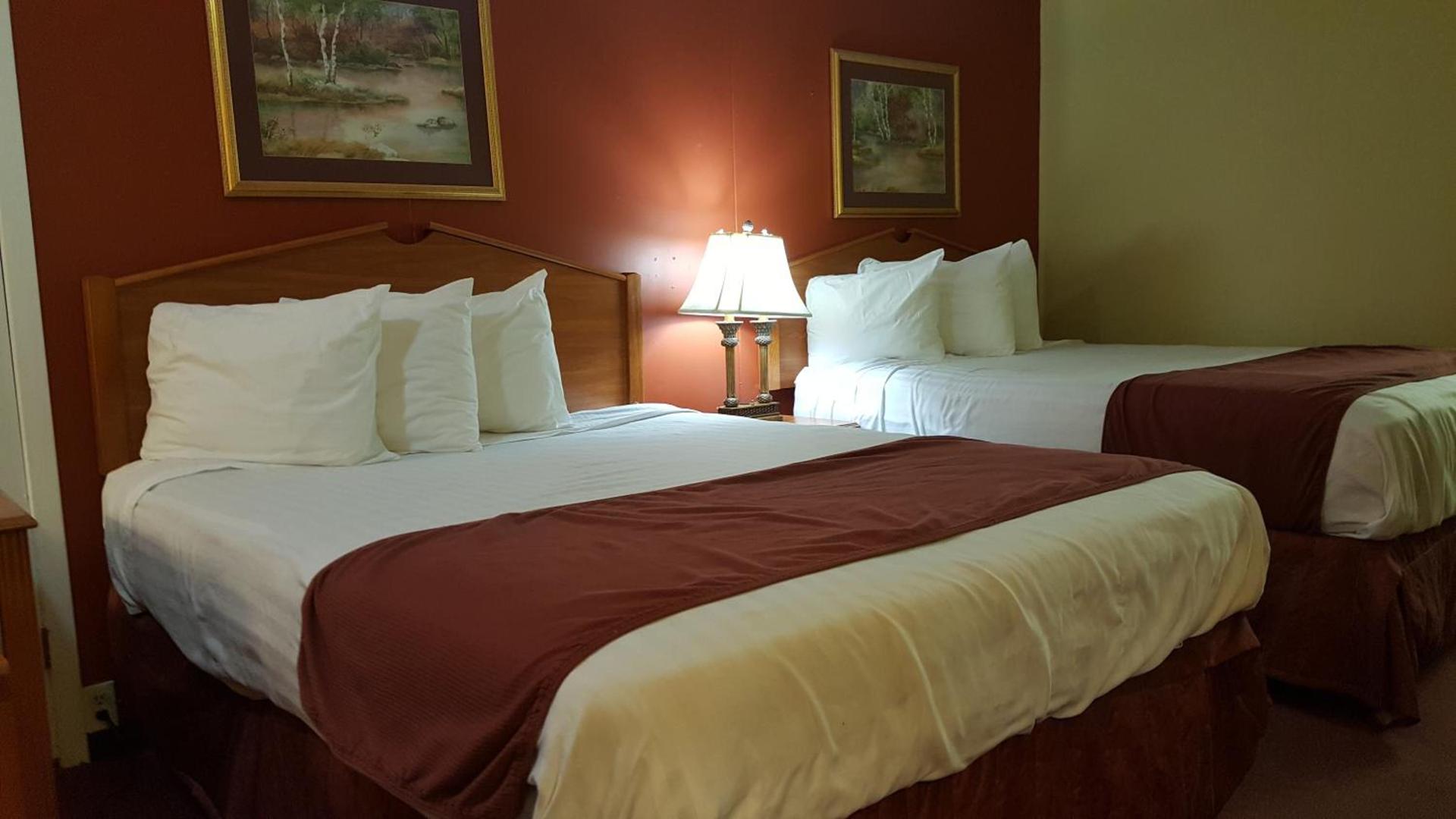 Plaza Inn Springfield photo 8