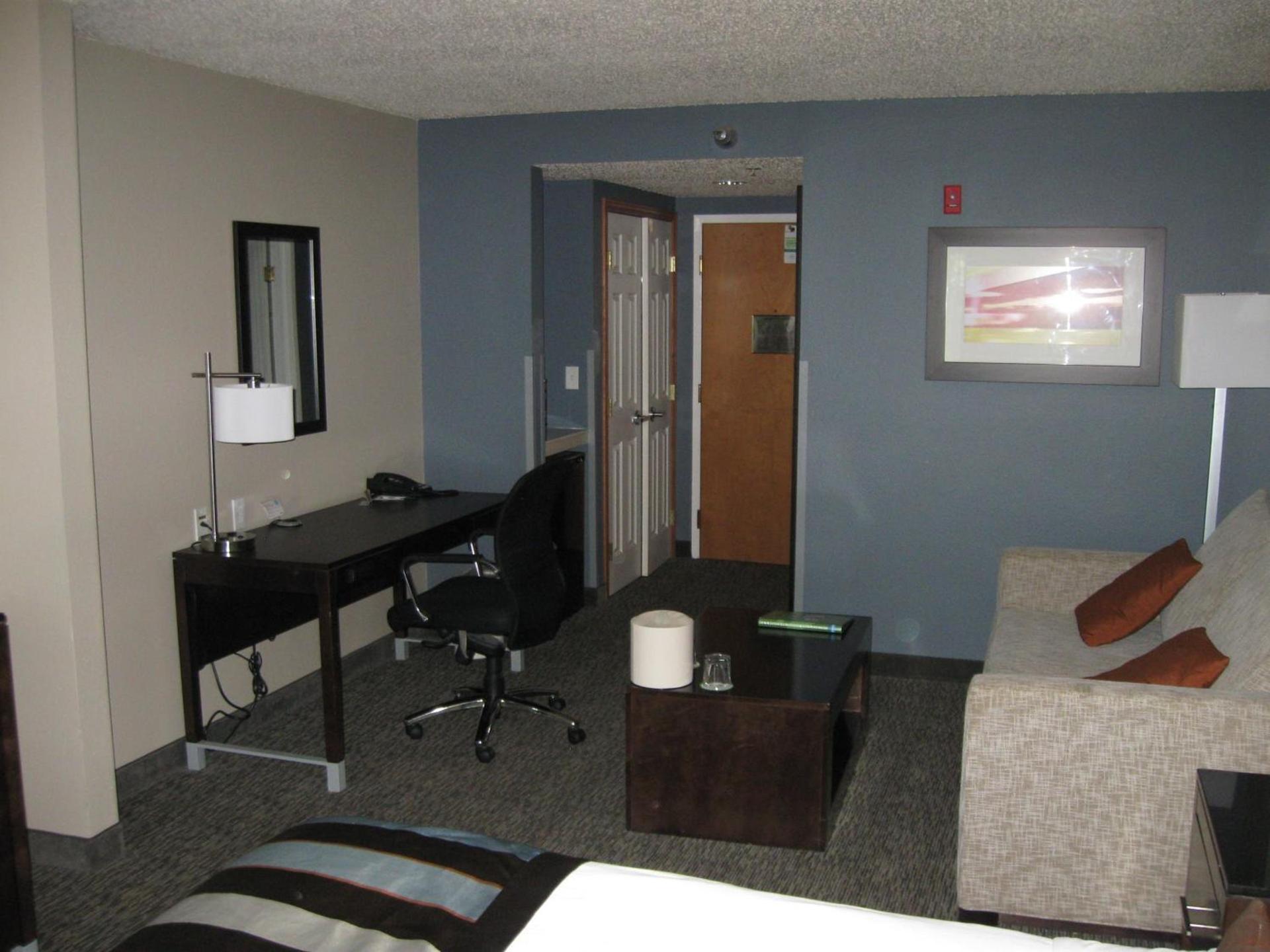 Wingate by Wyndham Fargo photo 22