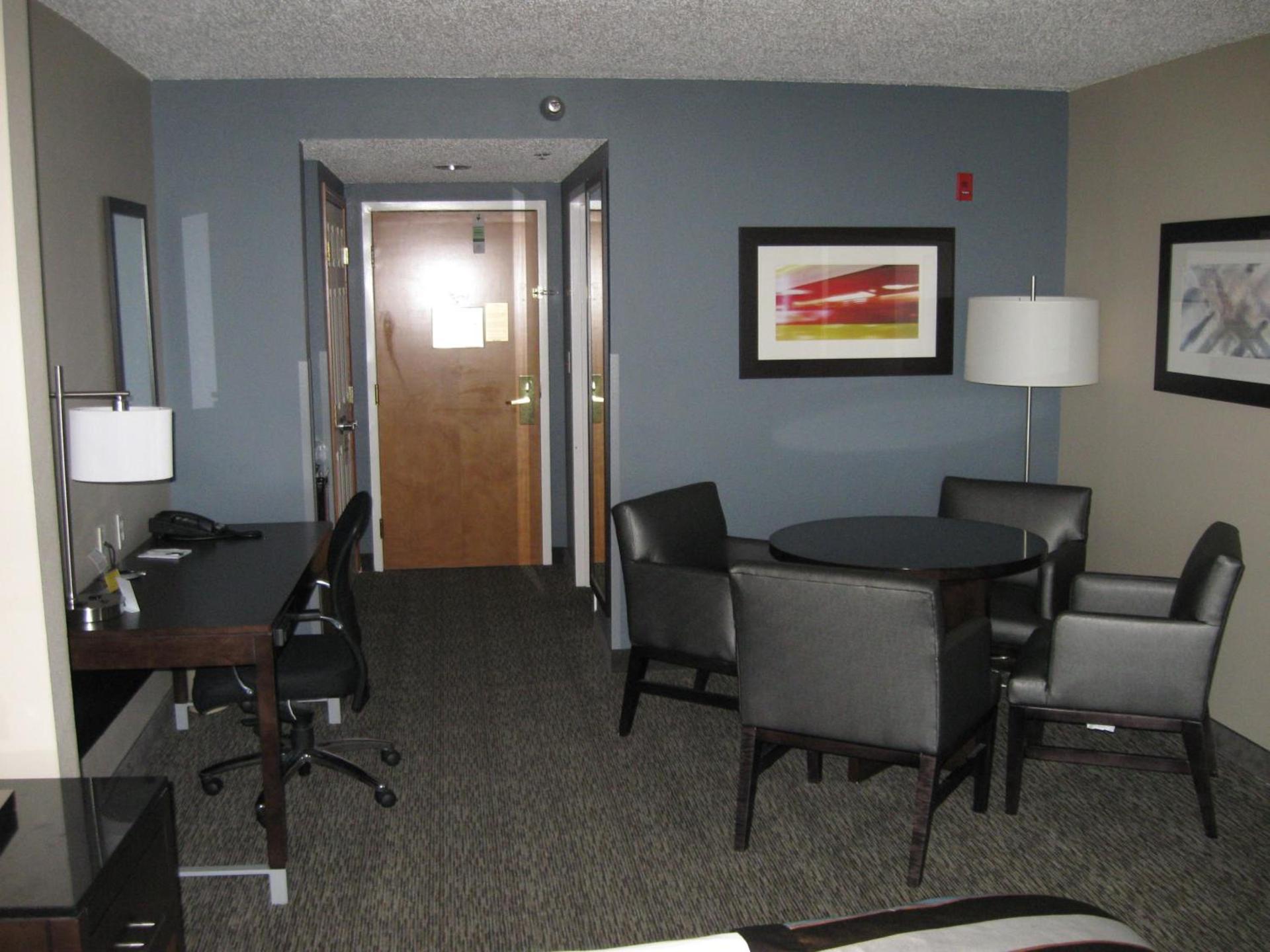 Wingate by Wyndham Fargo photo 20