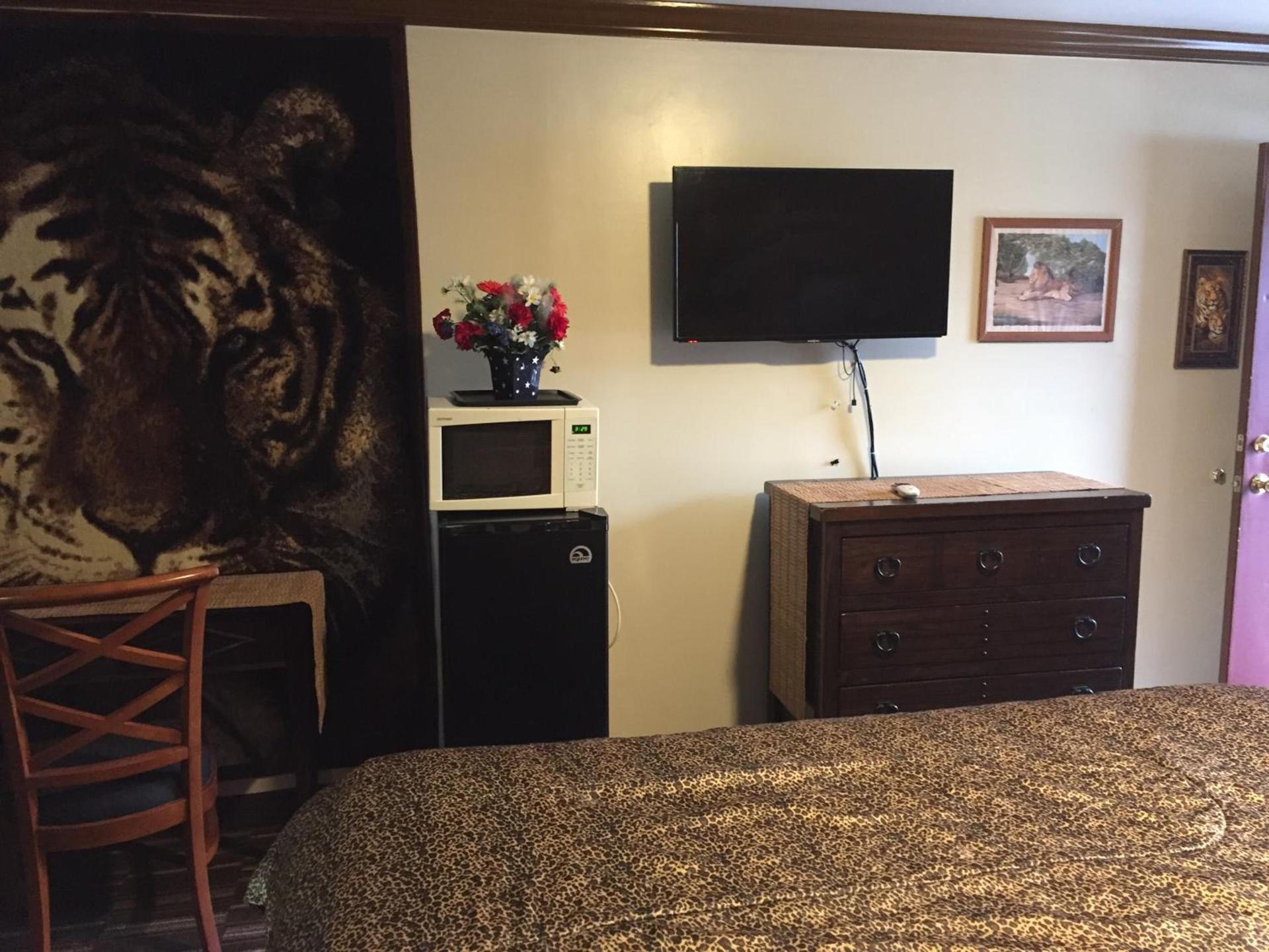 Colony inn motel photo 3