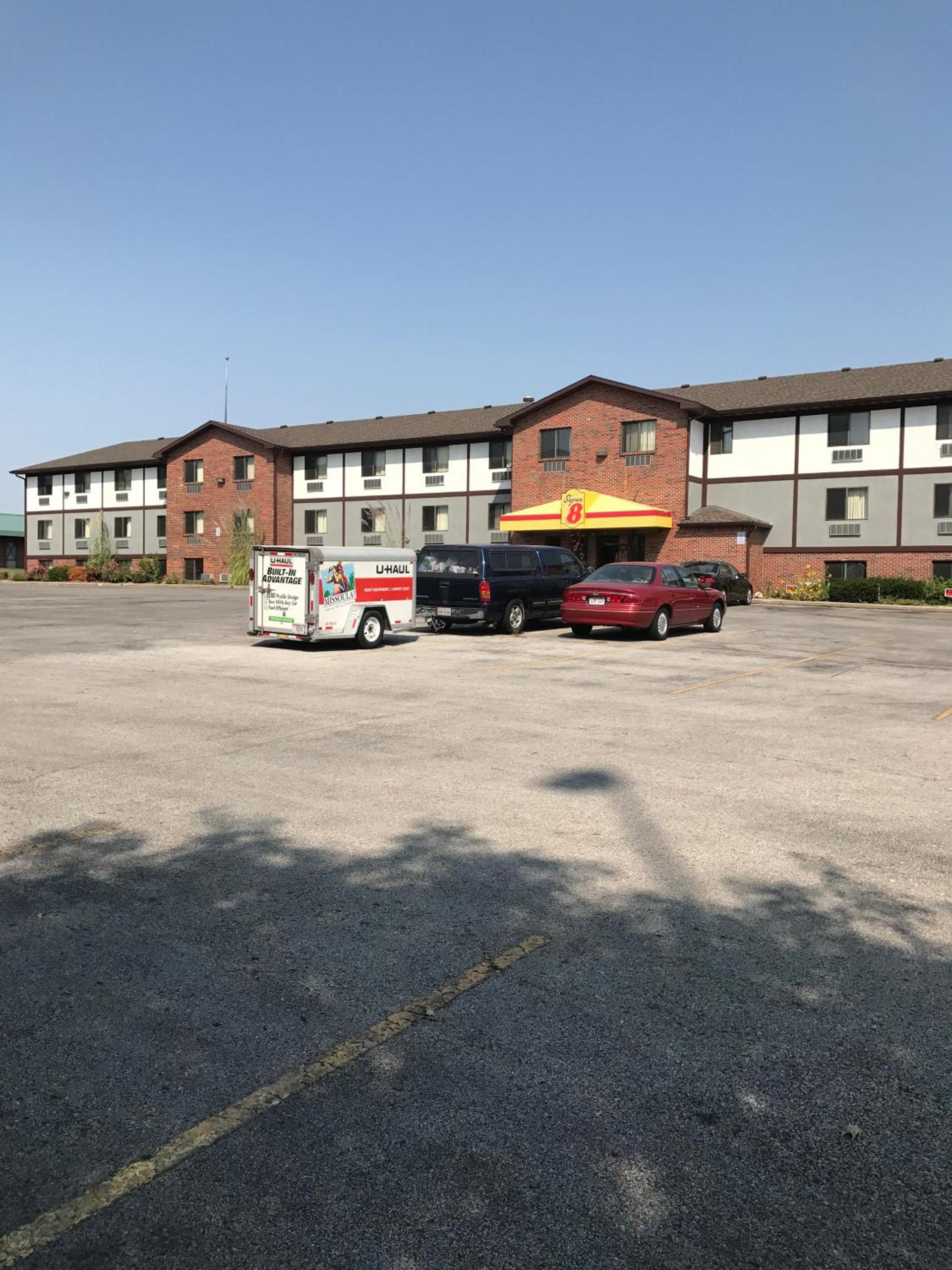 Days Inn by Wyndham Omaha NE photo 13