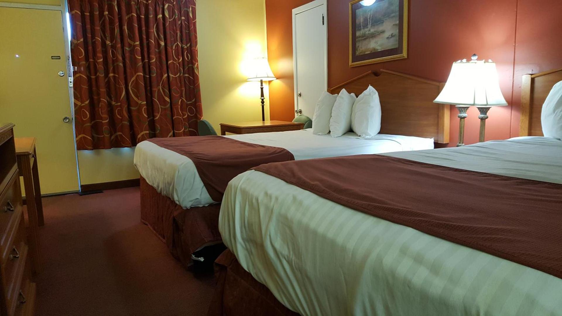 Plaza Inn Springfield photo 3
