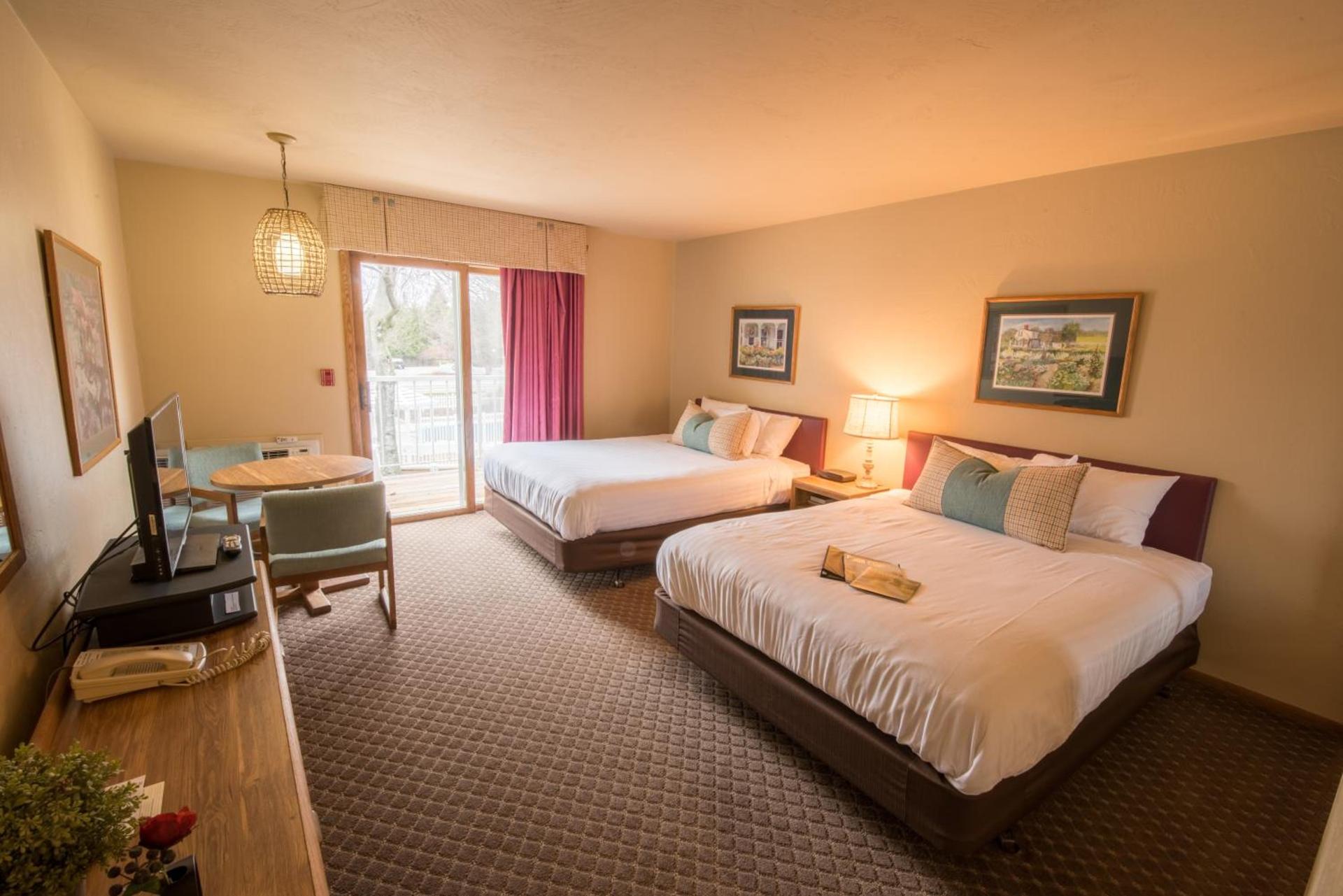 Somerset Inn & Suites photo 11