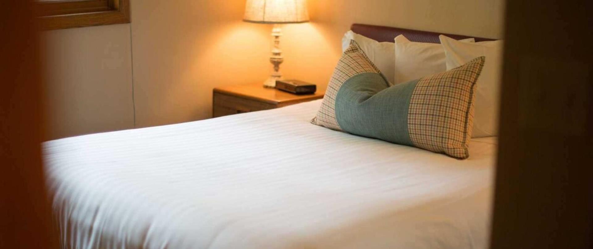 Somerset Inn & Suites photo 10