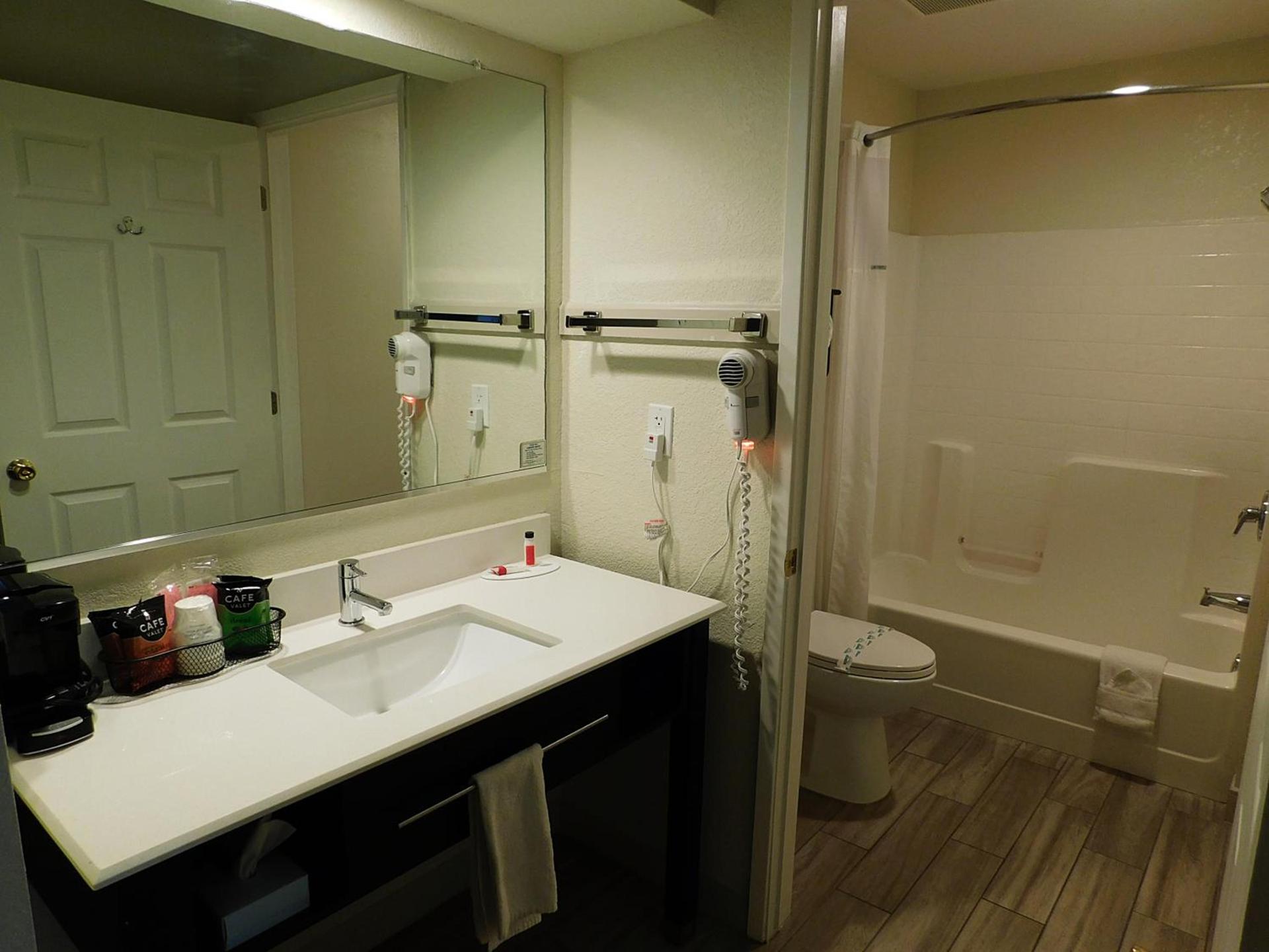 Travelodge by Wyndham Angels Camp CA photo 3
