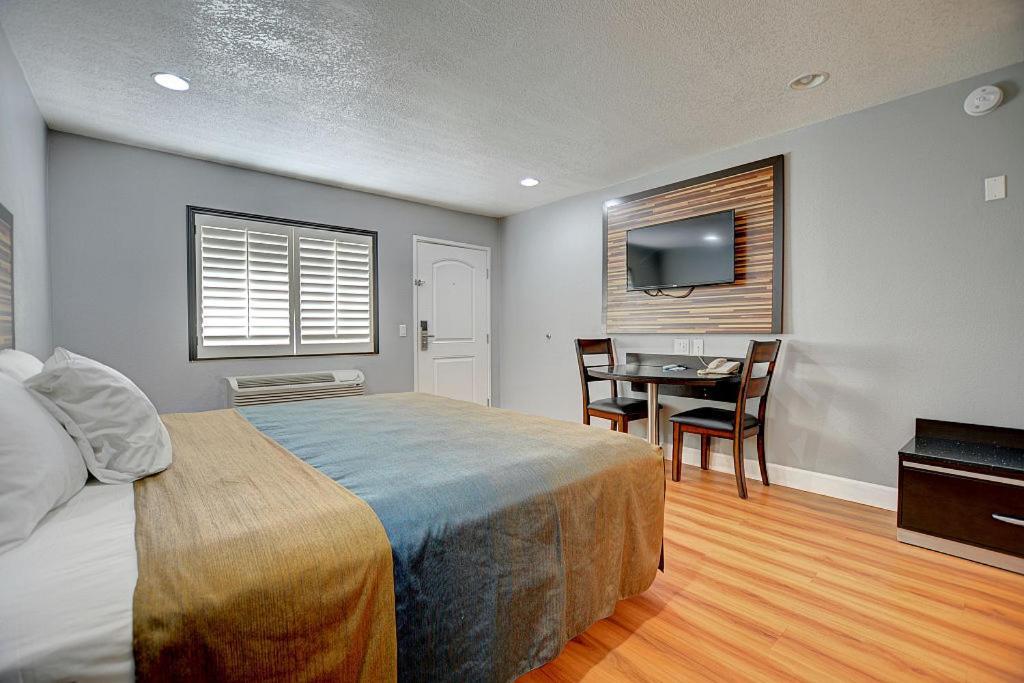 Welcome Inn San Bernardino/ Colton photo 11