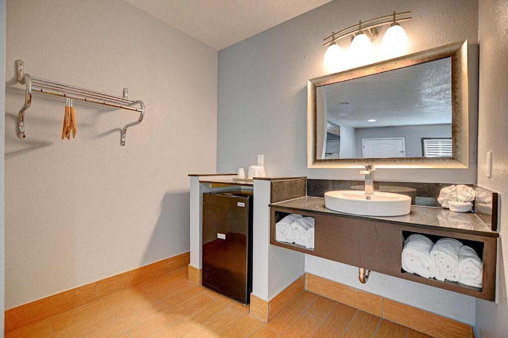 Welcome Inn San Bernardino/ Colton photo 10