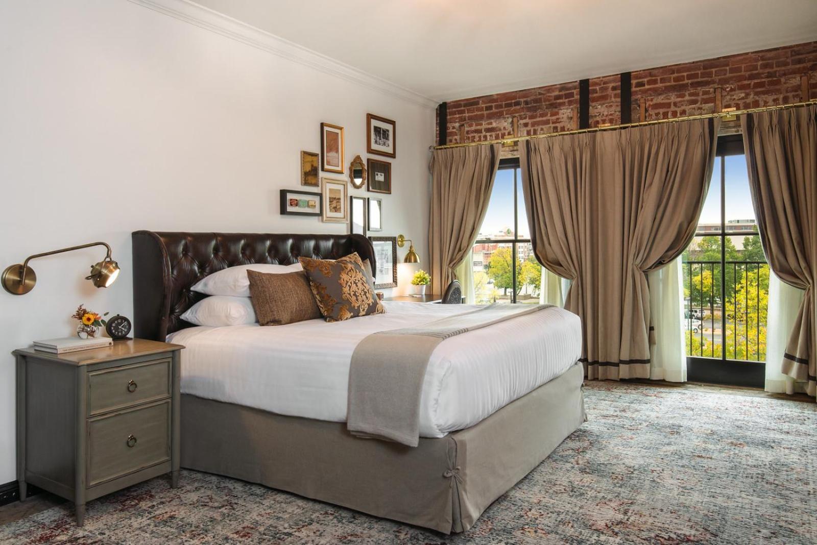 The Charmant Hotel photo 8