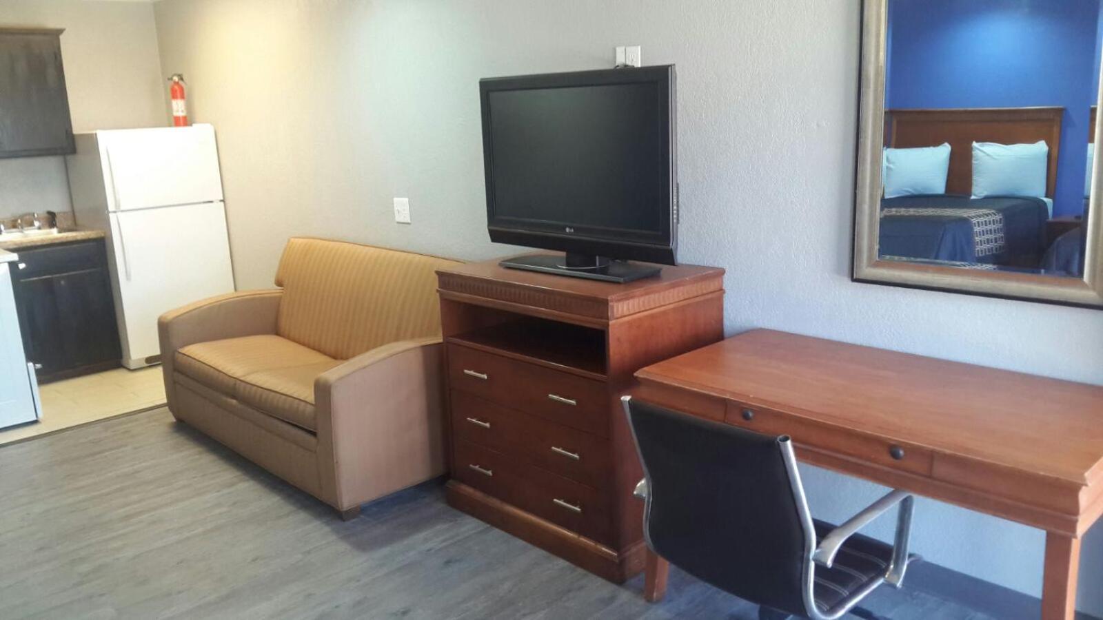 Paris Inn and Suites photo 12