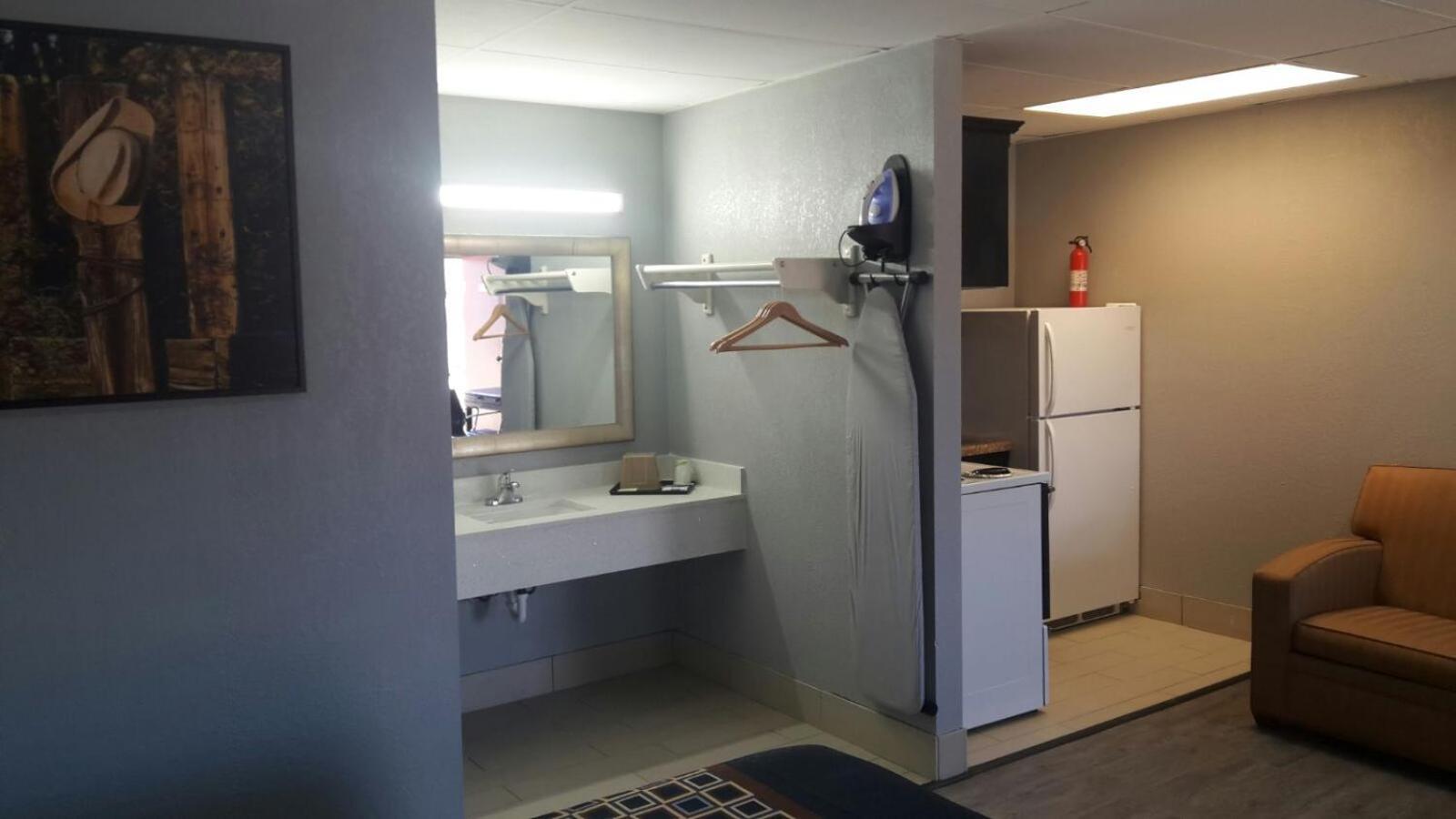 Paris Inn and Suites photo 17