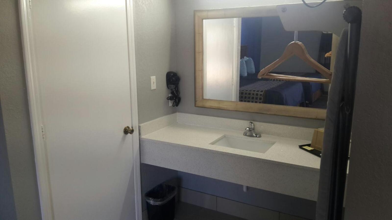 Paris Inn and Suites photo 20