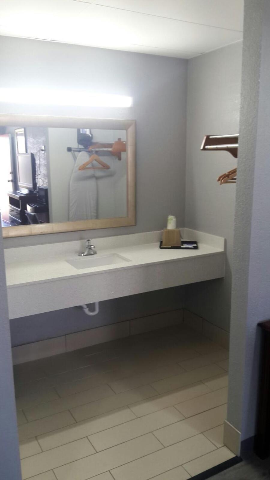 Paris Inn and Suites photo 21