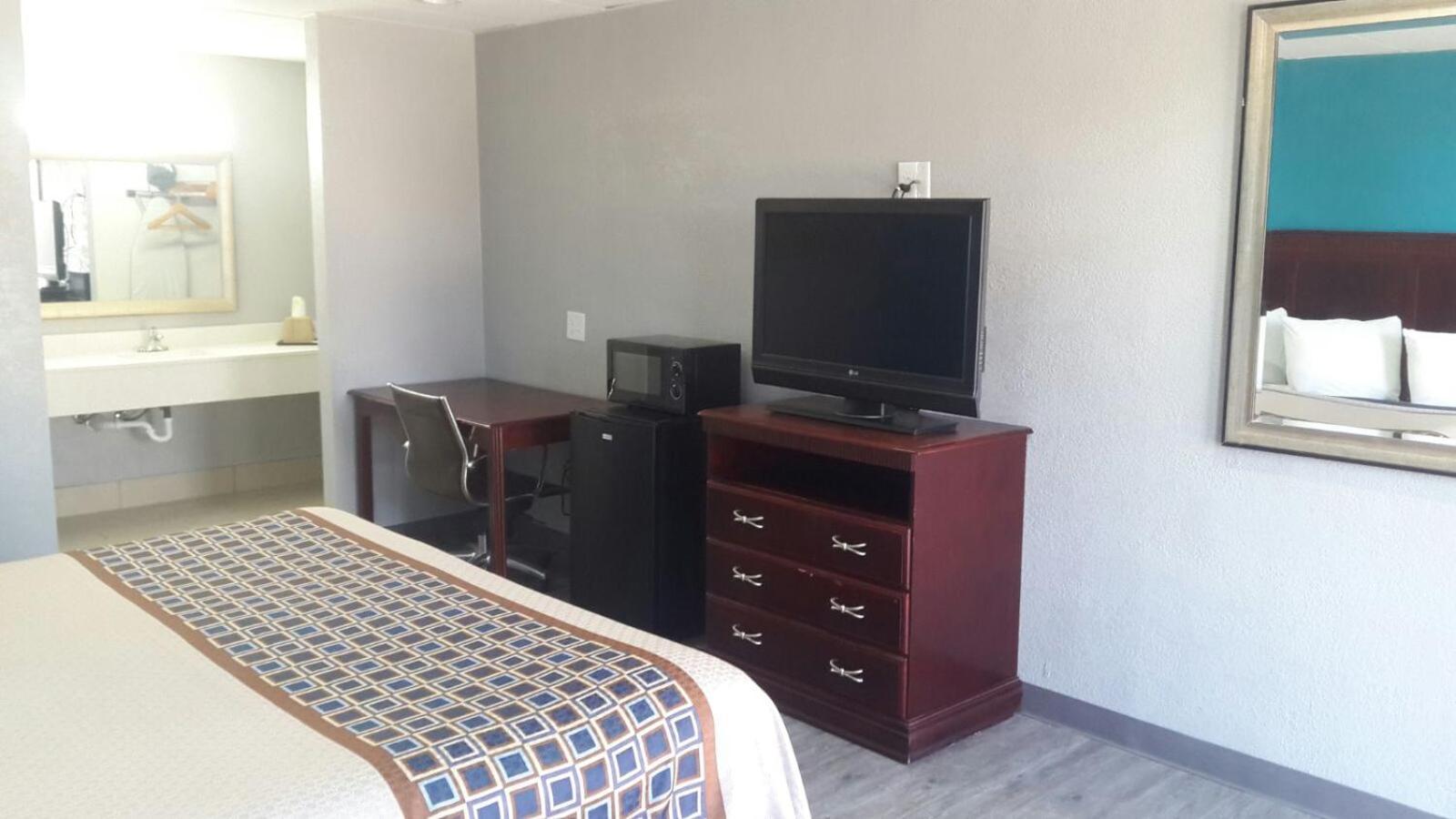 Paris Inn and Suites photo 26