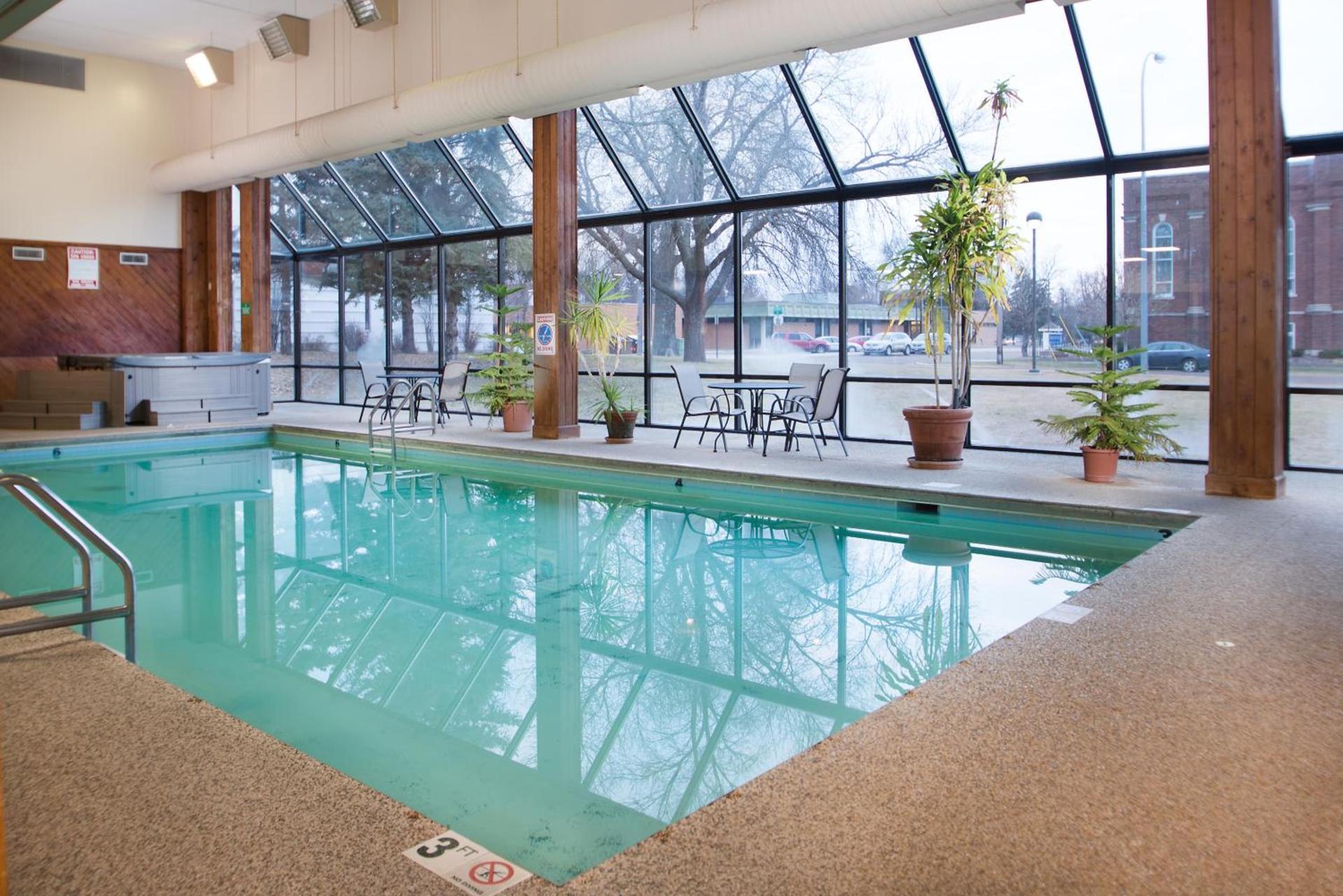 Crossroads Hotel and Huron Event Center photo 22