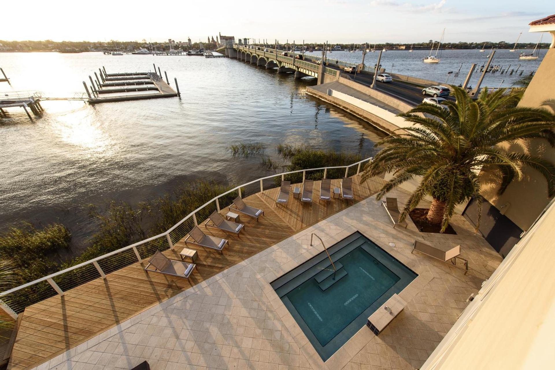 Marker 8 Hotel and Marina photo 41