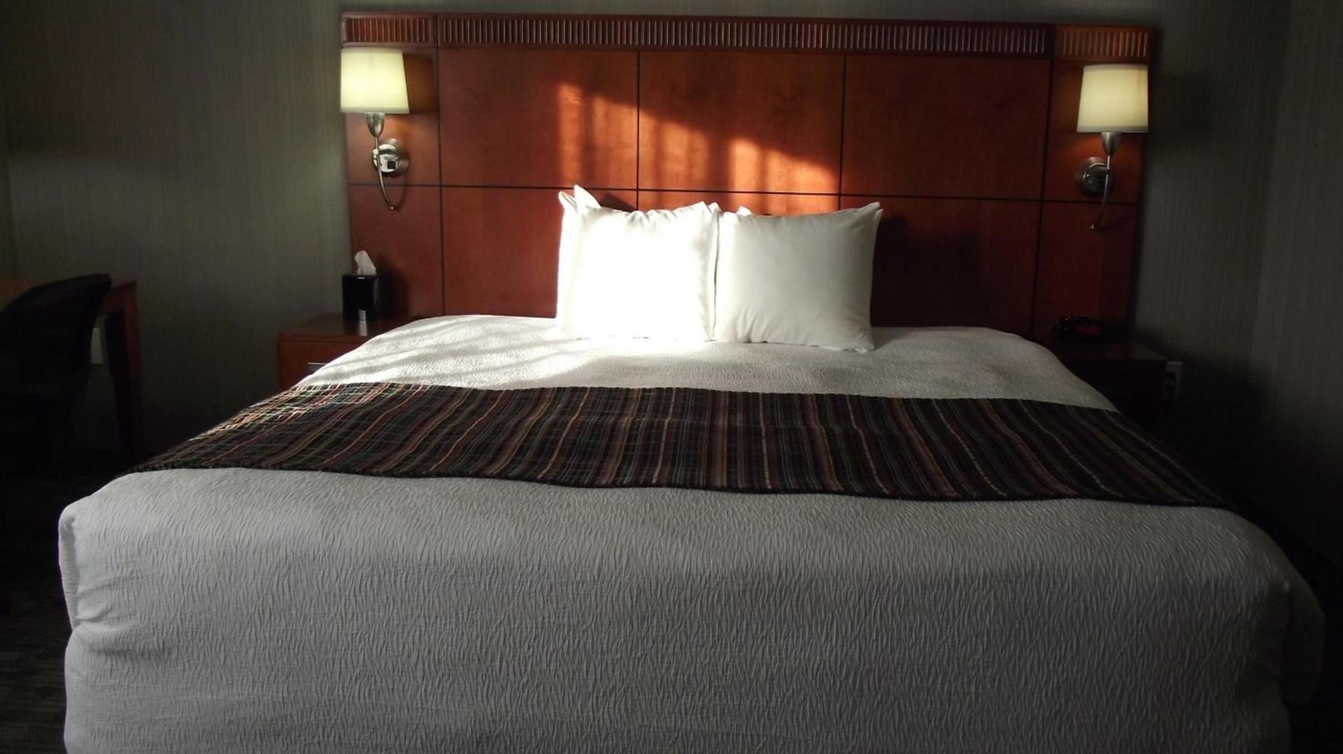 Country Inn & Suites by Radisson, Delta Park North Portland photo 30