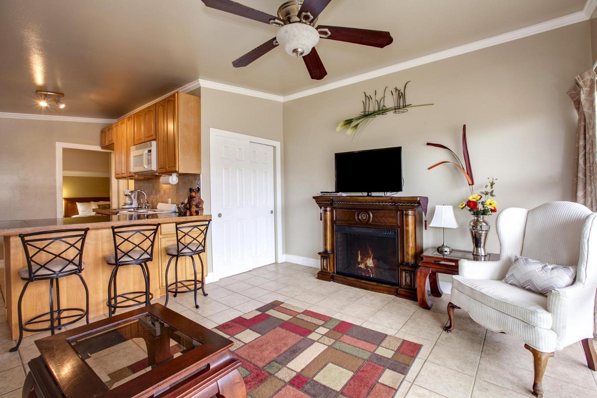 Beachwood Condos & Resort photo 24