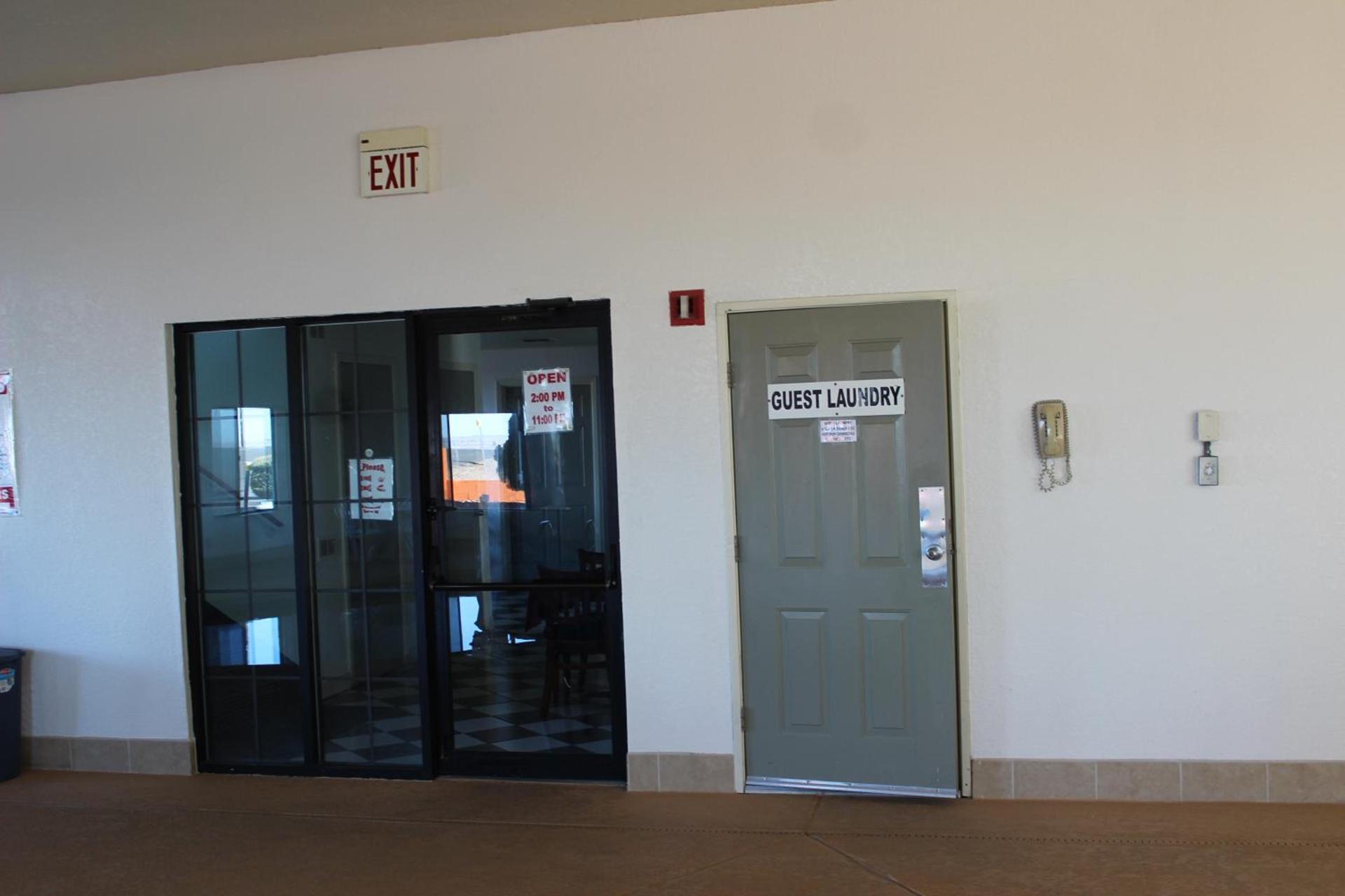 Howard Johnson by Wyndham Holbrook photo 31
