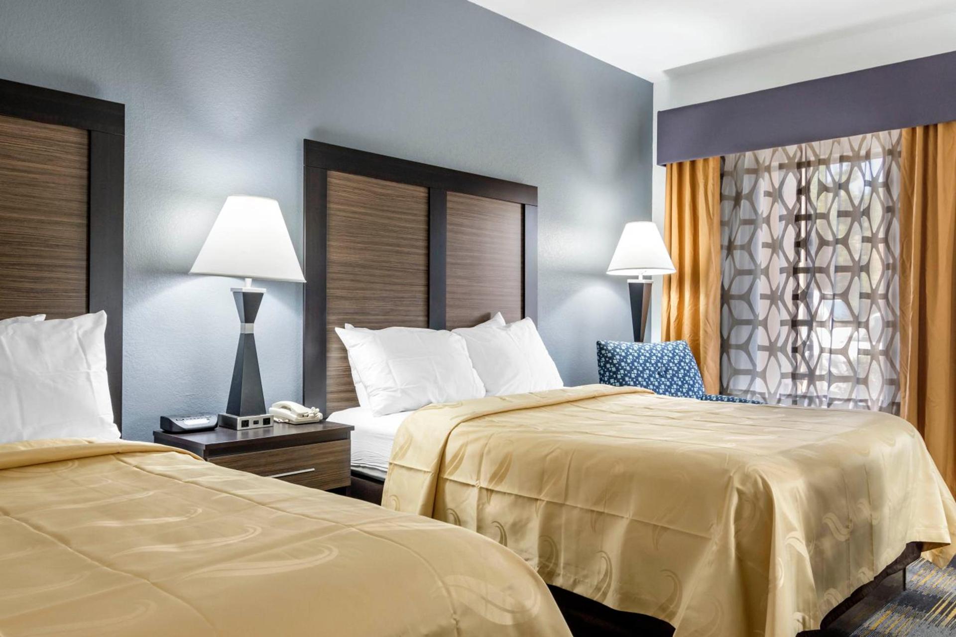 Quality Inn near Six Flags Douglasville photo 8