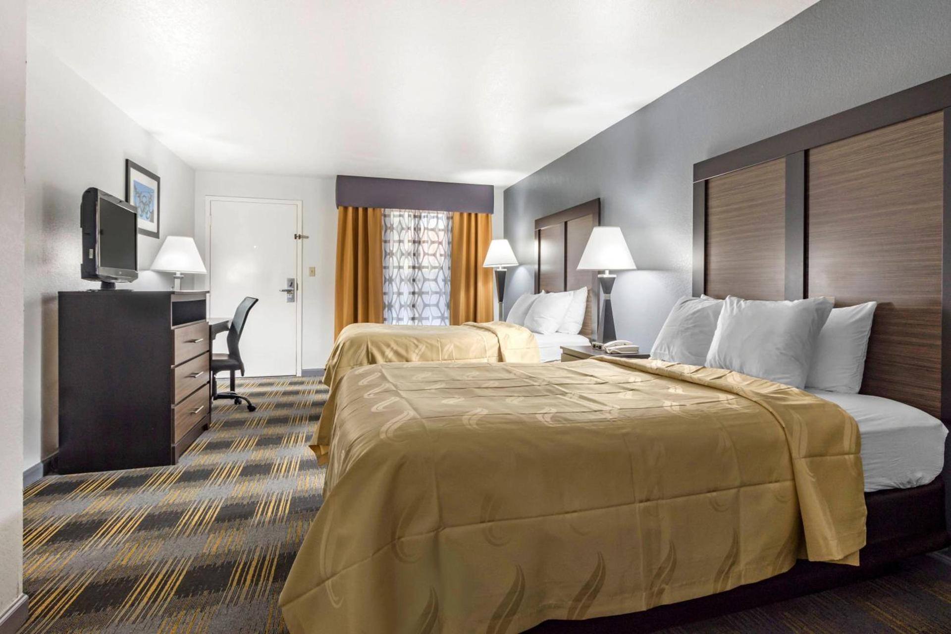 Quality Inn near Six Flags Douglasville photo 2