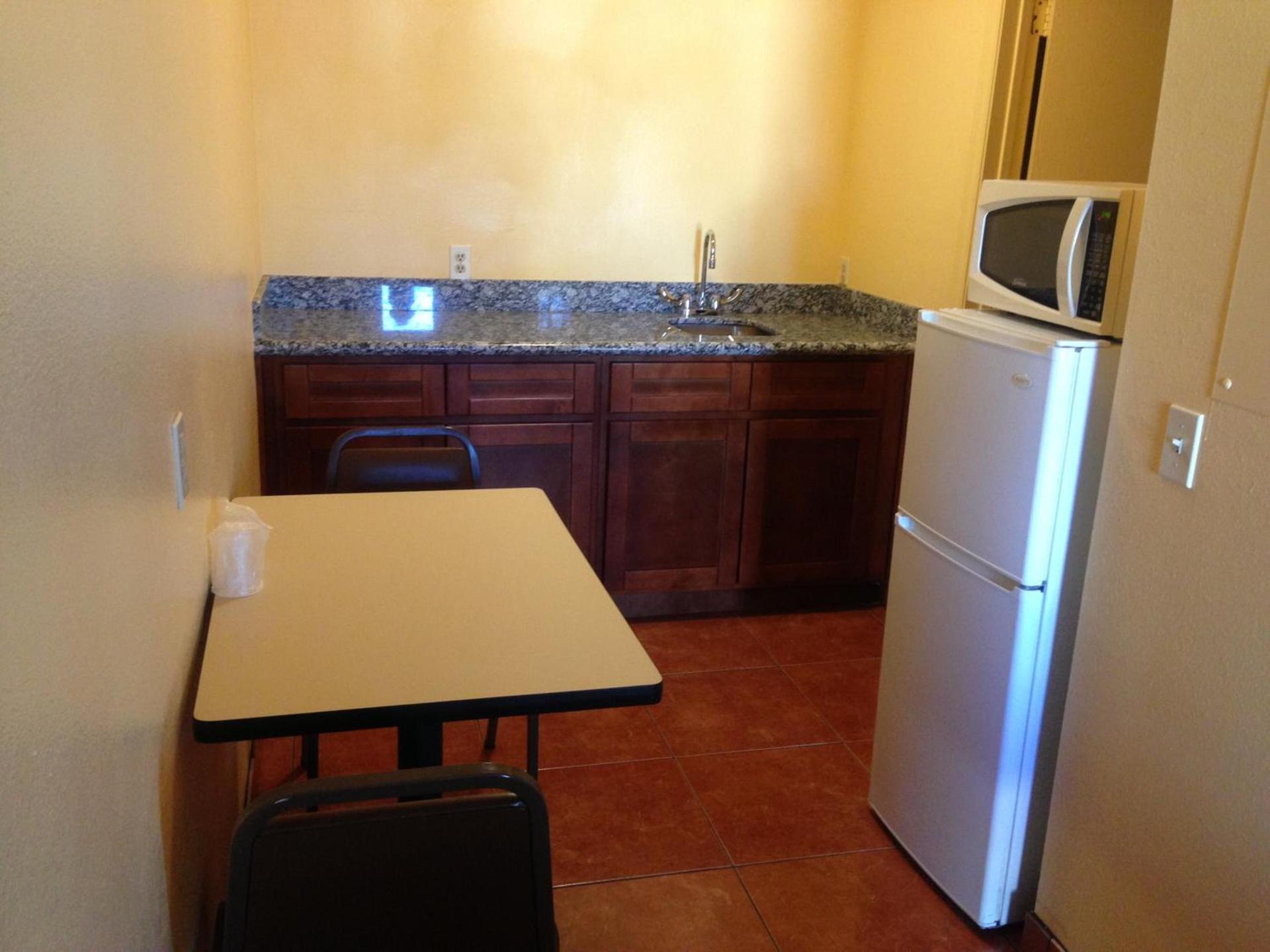 Mesa Oasis Inn & Motel photo 8