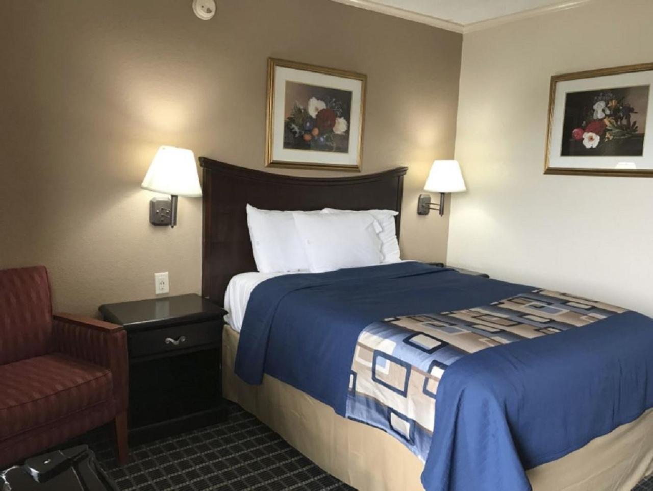 Americas Best Value Inn Mount Vernon photo 2