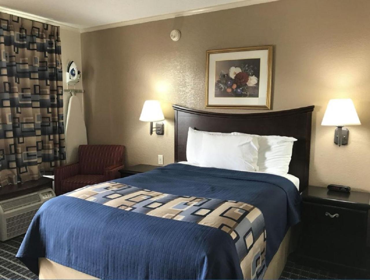 Americas Best Value Inn Mount Vernon photo 7