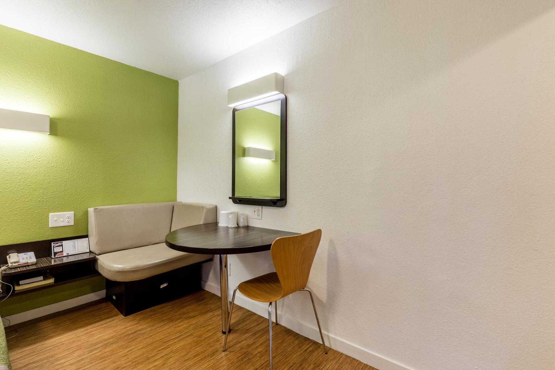 Motel 6 San Rafael, CA photo 41